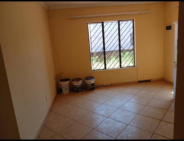 3 BEDROOM HOUSE FOR SALE IN THE ORCHARDS